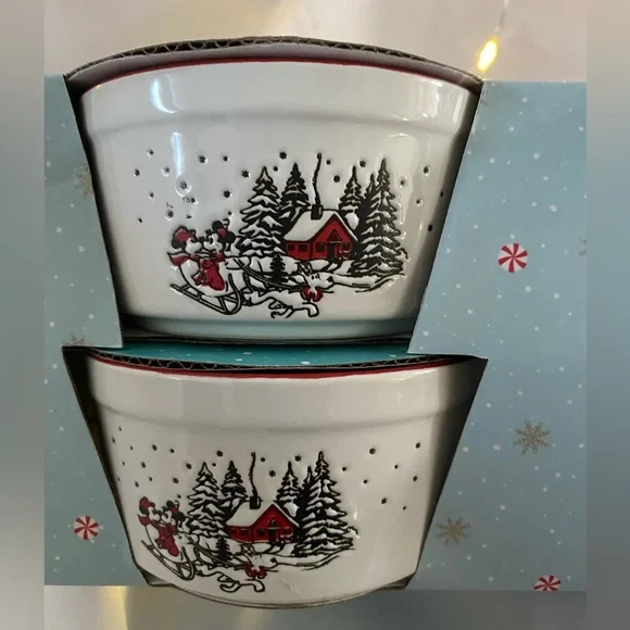 Disney Mickey & Minnie Christmas Set 🎄❄️🤍 - Picture 3 of 5